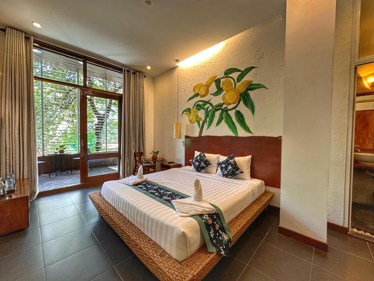 Monsoon Boutique Hotel y Spa Phnom Penh Exterior foto
